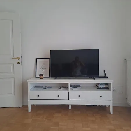 Elina *